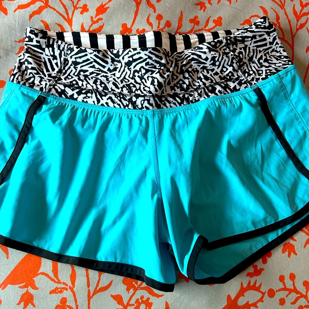 Lululemon Speed up lined shorts.